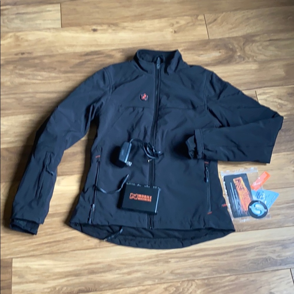 Women’s Small Dual Power 12V Heated Jacket